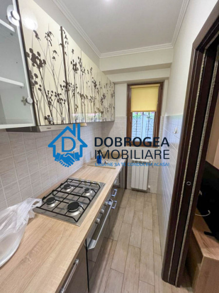  ZONA CENTRALA- APARTAMENT  2 CAMERE,  PARTER ,CENTRALA GAZ