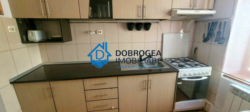 ZONA CENTRALA-CASA 3 DORMITOARE, DE INCHIRIAT, IDEALA MUNCITORI