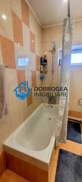 ZONA CENTRALA-CASA 3 DORMITOARE, DE INCHIRIAT, IDEALA MUNCITORI