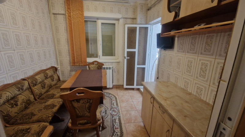 ETERNITATII- 3 CAMERE, CENTRALA GAZ, ETAJ 3, MOBILAT SI UTILAT