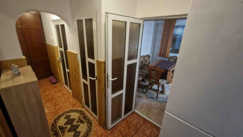 ETERNITATII- 3 CAMERE, CENTRALA GAZ, ETAJ 3, MOBILAT SI UTILAT