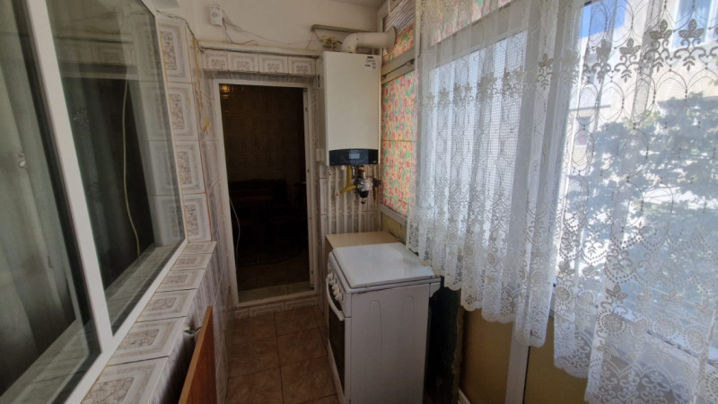 ETERNITATII- 3 CAMERE, CENTRALA GAZ, ETAJ 3, MOBILAT SI UTILAT