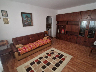 ETERNITATII- 3 CAMERE, CENTRALA GAZ, ETAJ 3, MOBILAT SI UTILAT