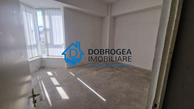  ZONA ULTRACENTRALA-CLADIRE CU 4 NIVELE , SUPRAFATA 300 MP