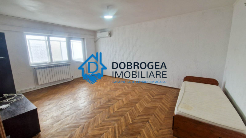ULTRACENTRAL- 4 CAMERE DECOMANDAT  ,CENTRALA GAZ, SUPRAFATA 99MP