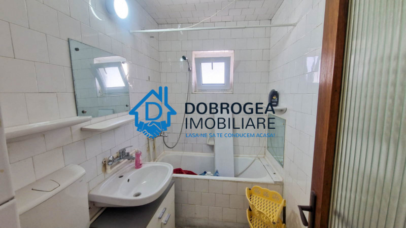 ULTRACENTRAL- 4 CAMERE DECOMANDAT  ,CENTRALA GAZ, SUPRAFATA 99MP