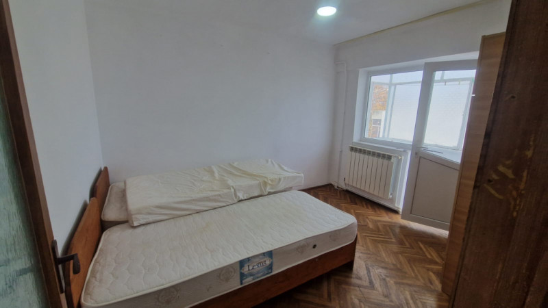 ULTRACENTRAL- 4 CAMERE DECOMANDAT  ,CENTRALA GAZ, SUPRAFATA 99MP