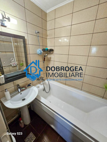 ZONA PECO - 3 CAMERE DECOMANDAT, CENTRALA GAZ