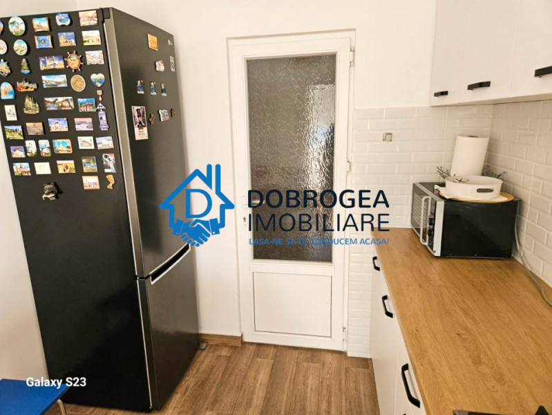 ZONA PECO - 3 CAMERE DECOMANDAT, CENTRALA GAZ