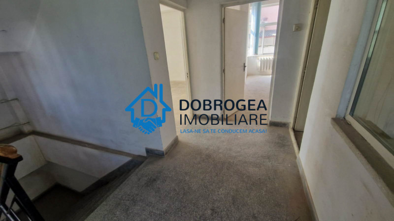  ZONA ULTRACENTRALA-CLADIRE CU 4 NIVELE , SUPRAFATA 300 MP