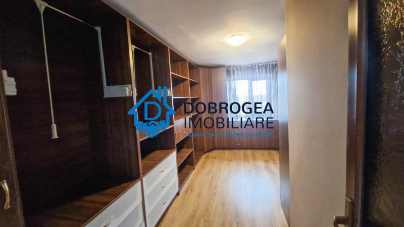 VILA D+P+E+M   -   TEREN 1000 MP, SUPRAFATA CONSTRUITA 265 MP