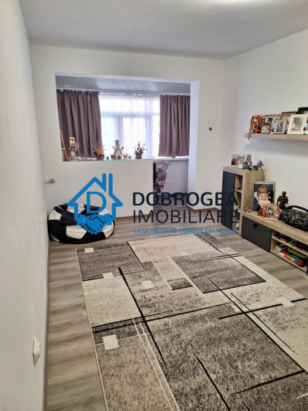 ULTRACENTRAL-2 CAMERE DECOMANDAT  
