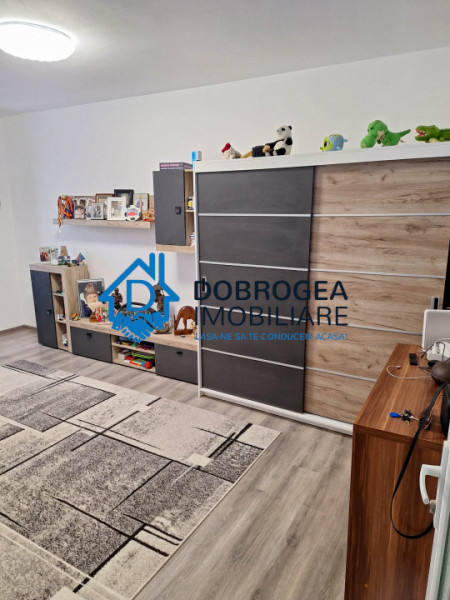 ULTRACENTRAL-2 CAMERE DECOMANDAT  