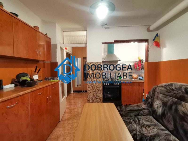 E3- 2 CAMERE DECOMANDAT ETAJ 3, CENTRALA GAZ