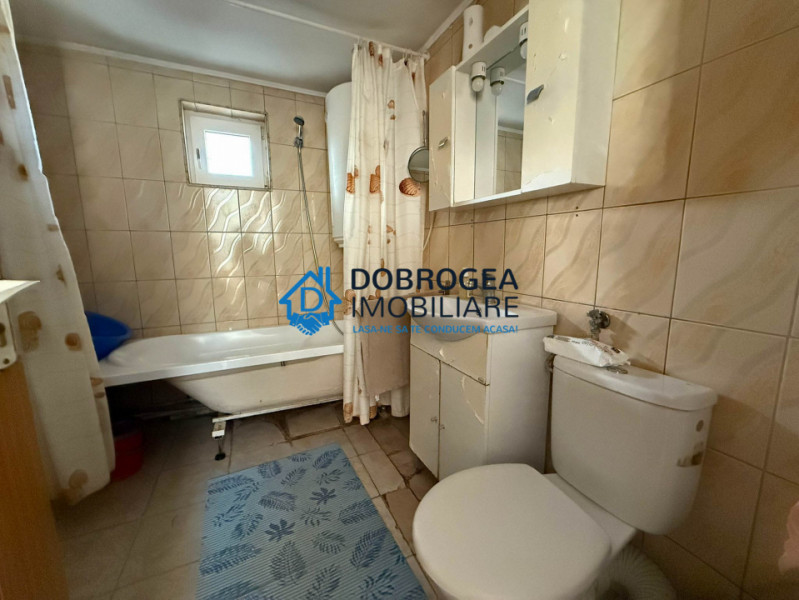 Caslita, casa BCA, iesire la Lac, teren 800 mp