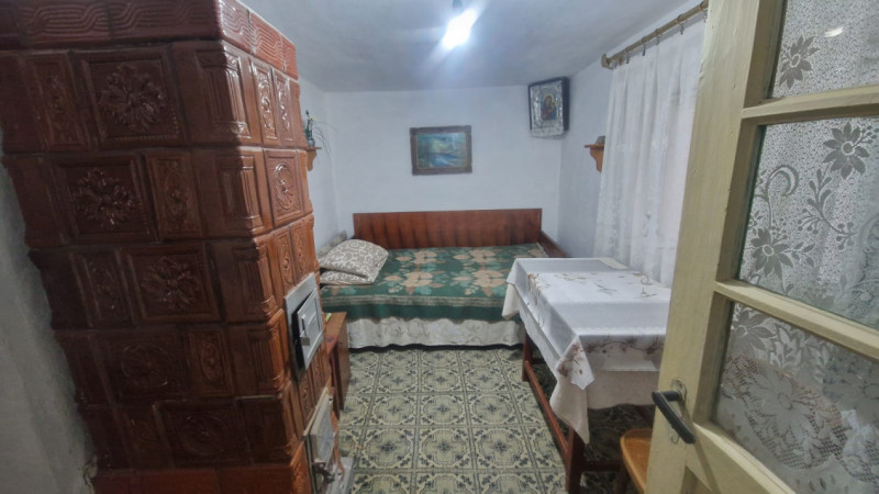MINERI - CASA 4 CAMERE SUPRAFATA 97 MP, TEREN 3300 MP