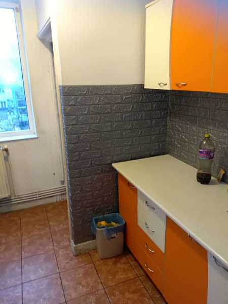 ISACCEI-APARTAMENT 2 CAMERE, ETAJ 2