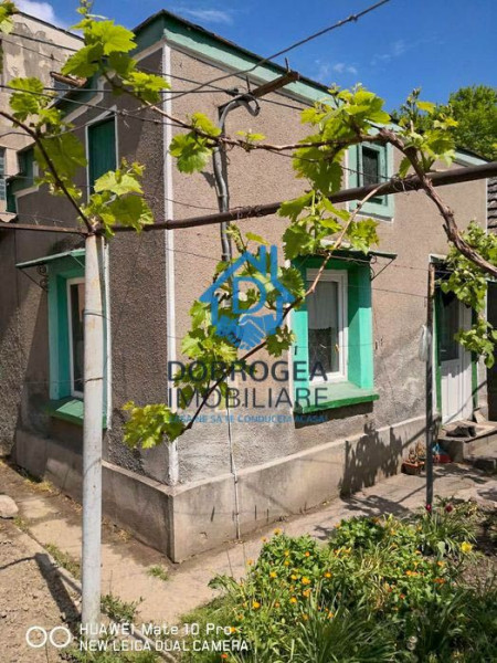 Bariera Mahmudiei, casa batraneasca 75 mp, teren de 832 mp