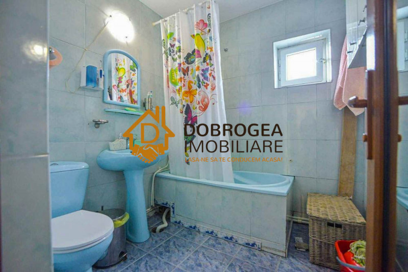 APARTAMENT 3 CAMERE DECOMANDAT , CENTRALA GAZ, MOBILAT SI UTILAT