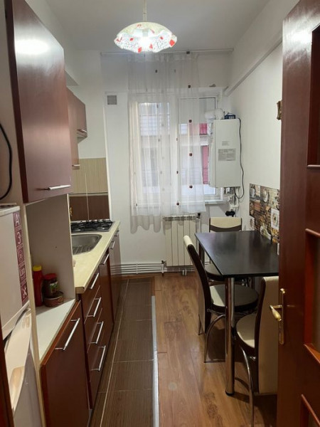 STRADA BABADAG - 2 CAMERE DECOMANDAT, 52MP.