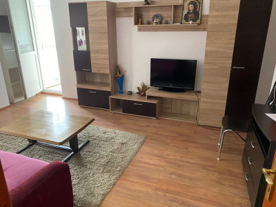 STRADA BABADAG - 2 CAMERE DECOMANDAT, 52MP.