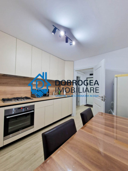 ULTRACENTRAL -2 CAMERE DECOMANDAT, CENTRALA GAZ , MODERN MOBILAT SI UTILAT