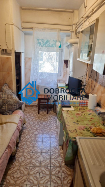 ULTRACENTRAL-2 CAMERE DECOMANDAT  ,CENTRALA GAZ, DE RENOVAT