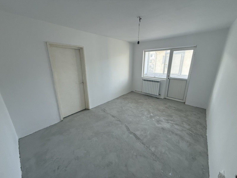 Vest - 2 camere, etaj 2, centrala gaz