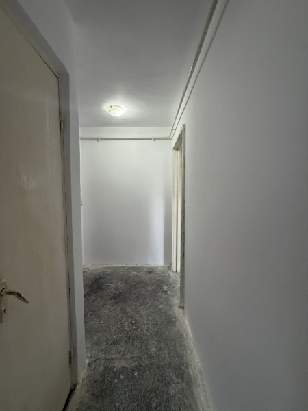 Vest - 2 camere, etaj 2, centrala gaz