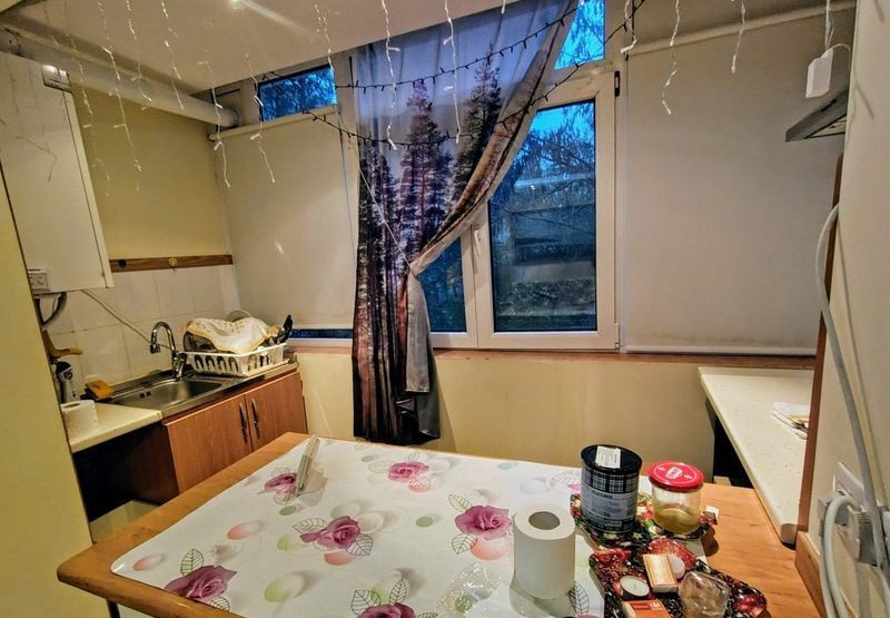 ZONA VEST- APARTAMENT DE 2 CAMERE ,CENTRALA GAZ, ETAJ 2