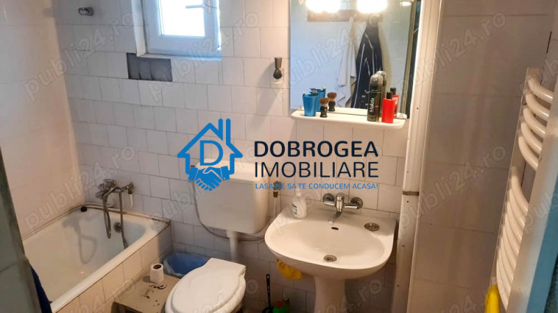 CASA 3 CAMERE  ZONA PACII