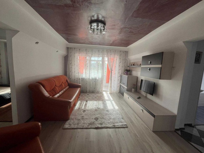  ZONA CENTRALA- 3 CAMERE, ETAJ 2, CENTRALA GAZ