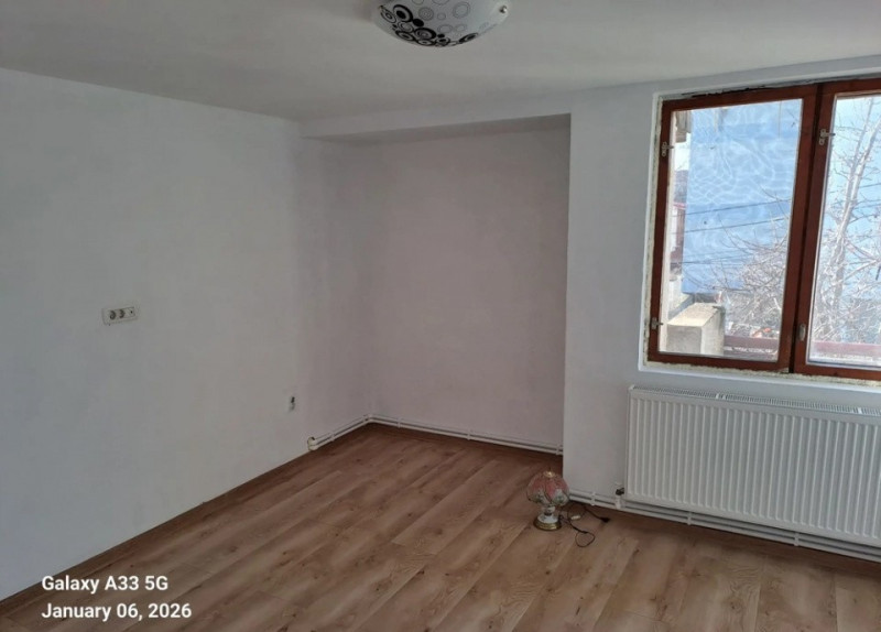 CASA 7 CAMERE , SUPRAFATA TOTALA 180 MP , TEREREN 600 MP