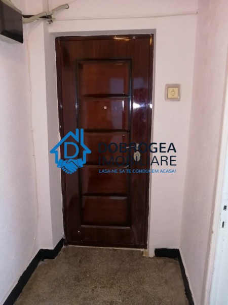 ZONA ULTRCENTRALA -2  CAMERE DECOMANDAT, ETAJ 3