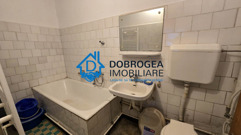 ETAJ 1 - ULTRACENTRAL , 2 CAMERE DECOMANDAT  ,CENTRALA GAZ