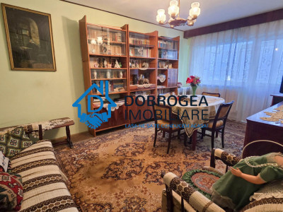 ETAJ 1 - ULTRACENTRAL , 2 CAMERE DECOMANDAT  ,CENTRALA GAZ