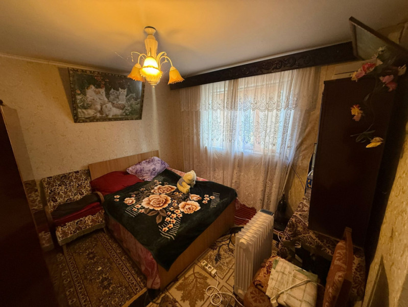 Somova, casa 2 corpuri, teren 4382 mp, garaj