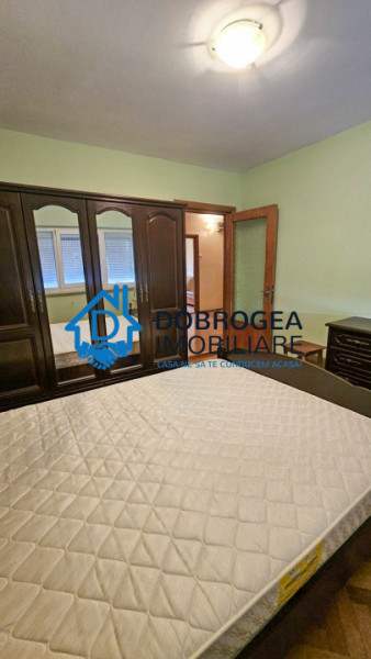 VICTORIEI -2  CAMERE DECOMANDAT,PARTER