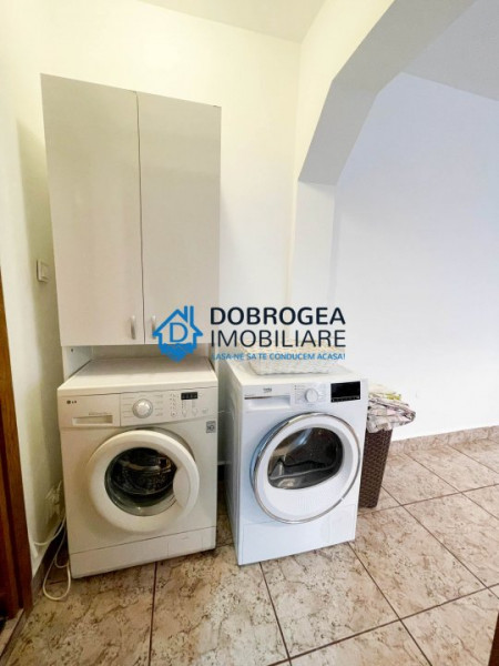 Ultracentral, 2 camere, mobilat-utilat, centrala termica, vedere spre Dunare