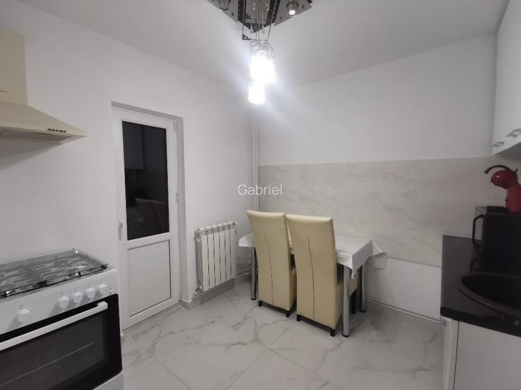 ZONA E3- 2 CAMERE ETAJ ,3, CENTRALA GAZ