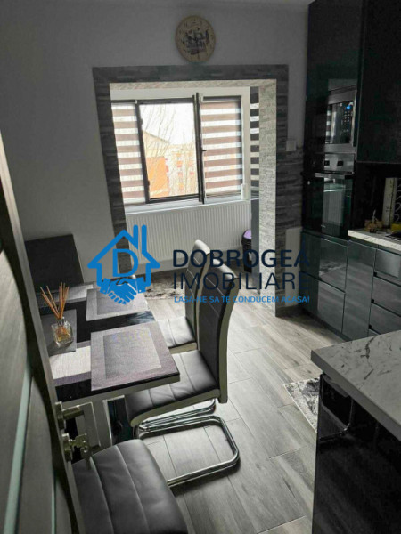 E3 -  3 CAMERE DECOMANDAT  CENTRALA GAZ,  MOBILAT UTILAT, TOTUL NOU