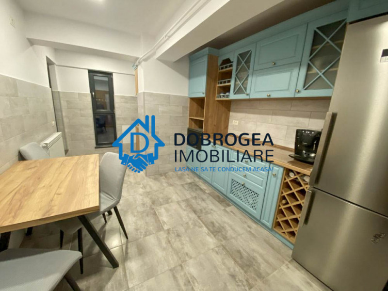 CENTRAL- 3 CAMERE DECOMANADAT, ETAJ 3 , SUPRAFATA 95 MP