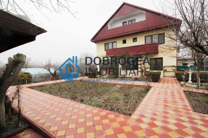  ZONA 9 MAI -  VILA P+1+M 