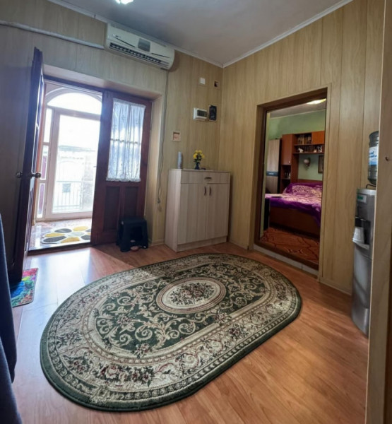 ZONA ALEXANDRU CEL BUN  -  CASA 4 CAMERE ,TEREN 216 MP