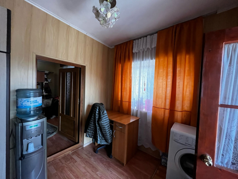 ZONA ALEXANDRU CEL BUN  -  CASA 4 CAMERE ,TEREN 216 MP