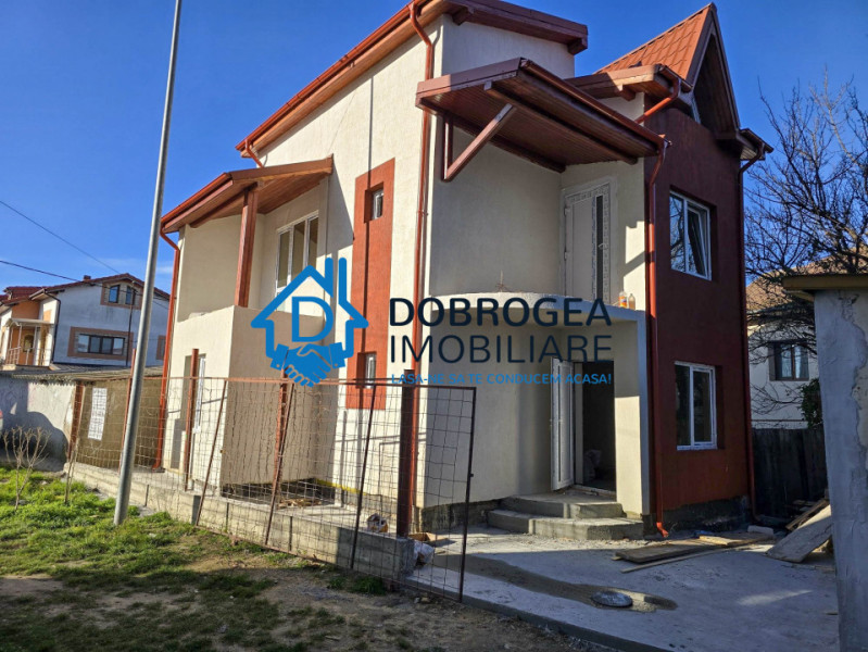 CASA  P+E, 4 CAMERE SUPRAFATA  UTILA 130 MP, LA GRI