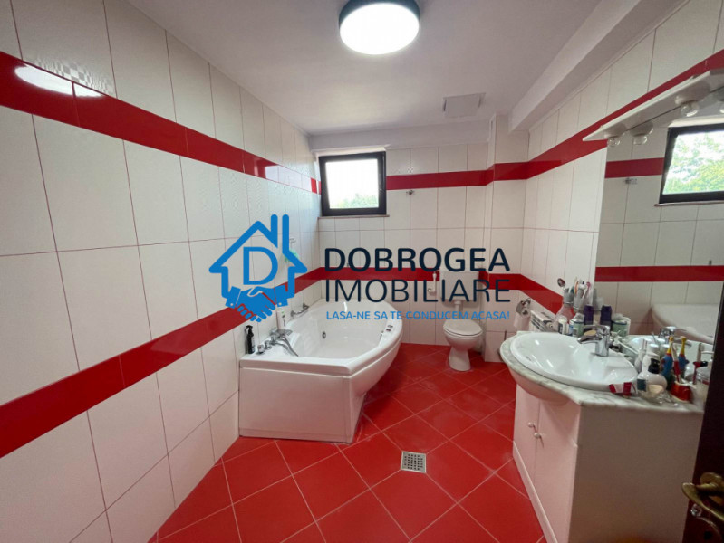 ZONA 9 MAI-  CASA VILA D+P+E1+E2+M   