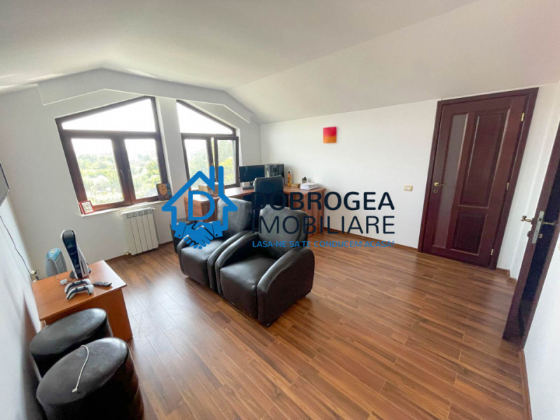 ZONA 9 MAI-  CASA VILA D+P+E1+E2+M   