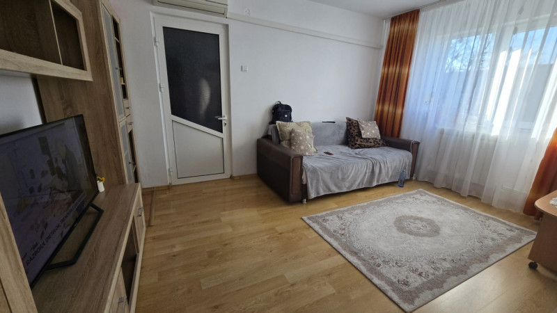 ZONA ETERNITATII- 2 CAMERE, CENTRALA GAZ, MOBILAT