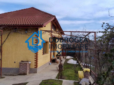 CATALOI- CASA 4 CAMERE , SUPRAFATA TOTALA 200 MP , TEREREN 1962 MP